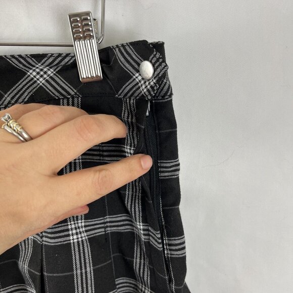 Divided Plaid 90s Y2K Grunge Mini Skirt - Picture 4 of 12